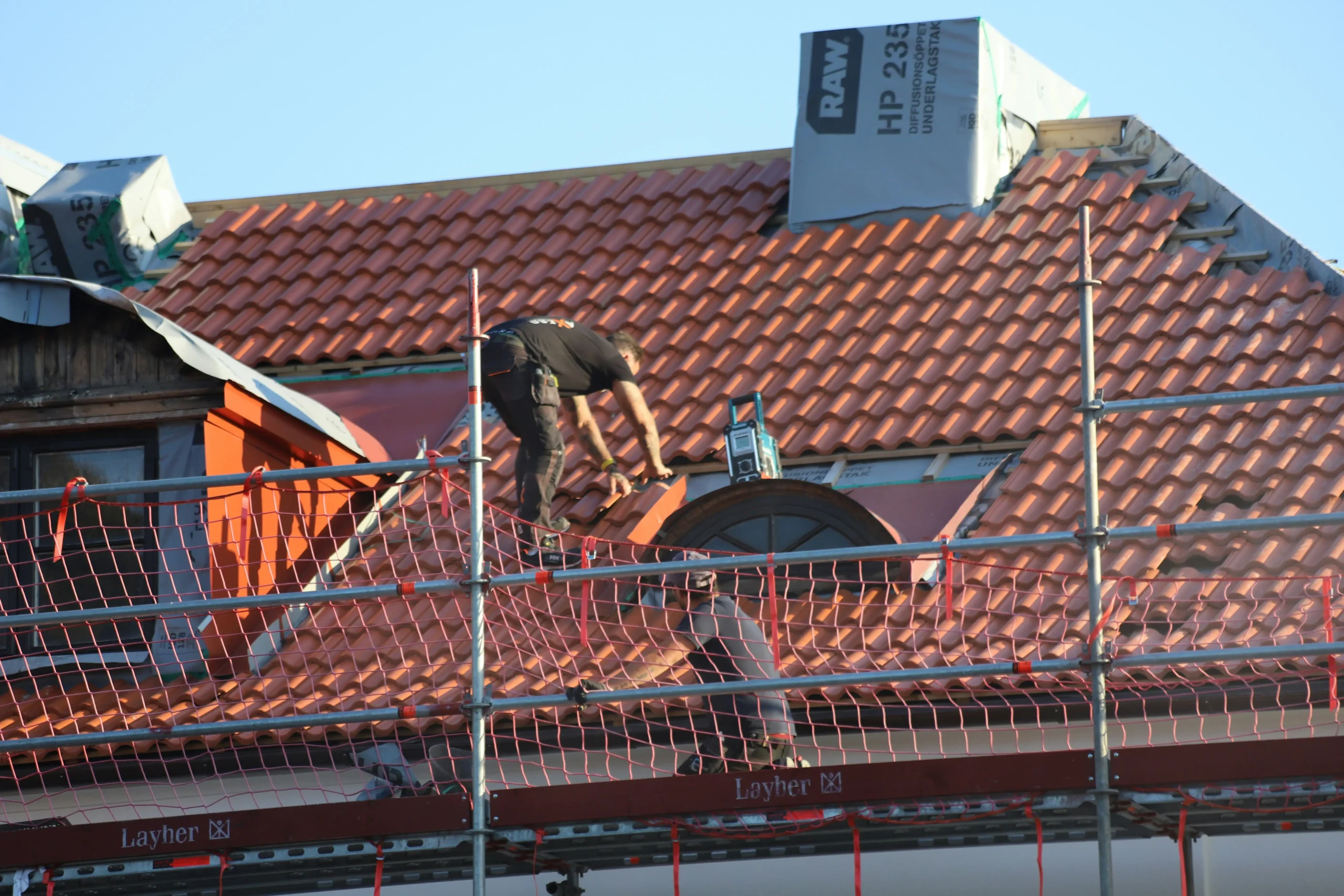 Roofing and roof maintenance work